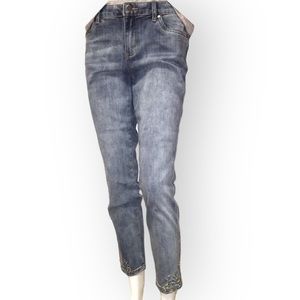 NWT Christopher & Banks Embroidered Ankle Jeans